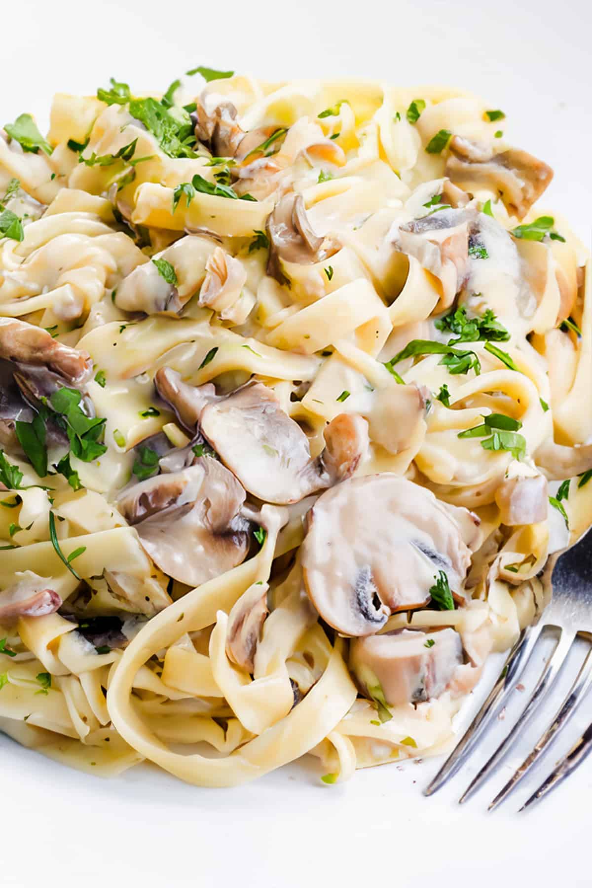 Easy Creamy Mushroom Tagliatelle: Restaurant Taste in 25 Minutes